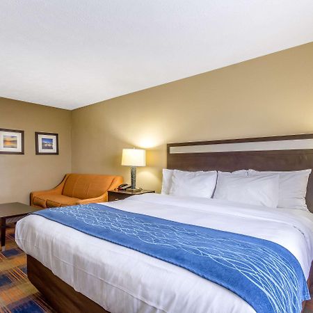 Comfort Inn Индепенденс Экстерьер фото