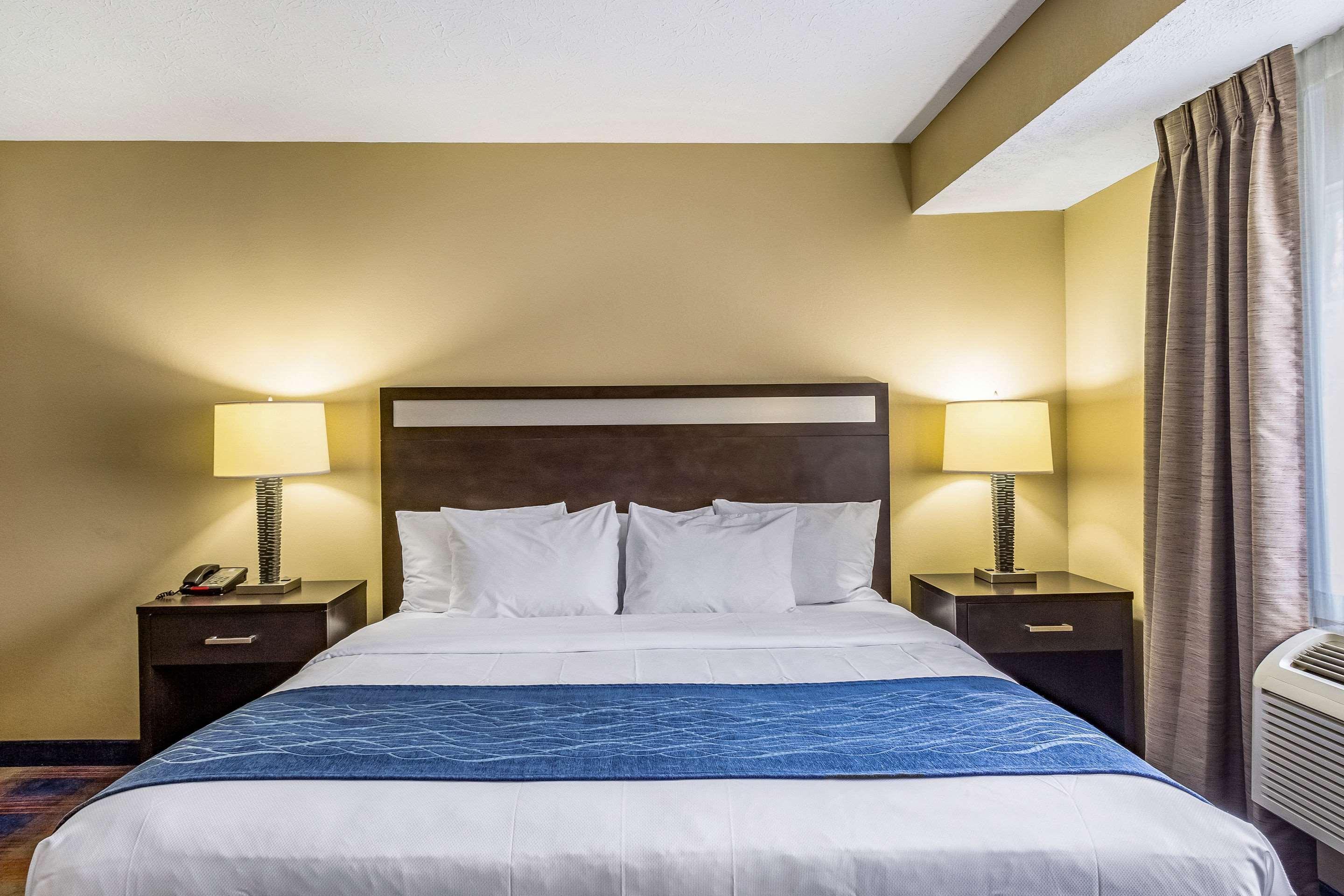 Comfort Inn Индепенденс Экстерьер фото