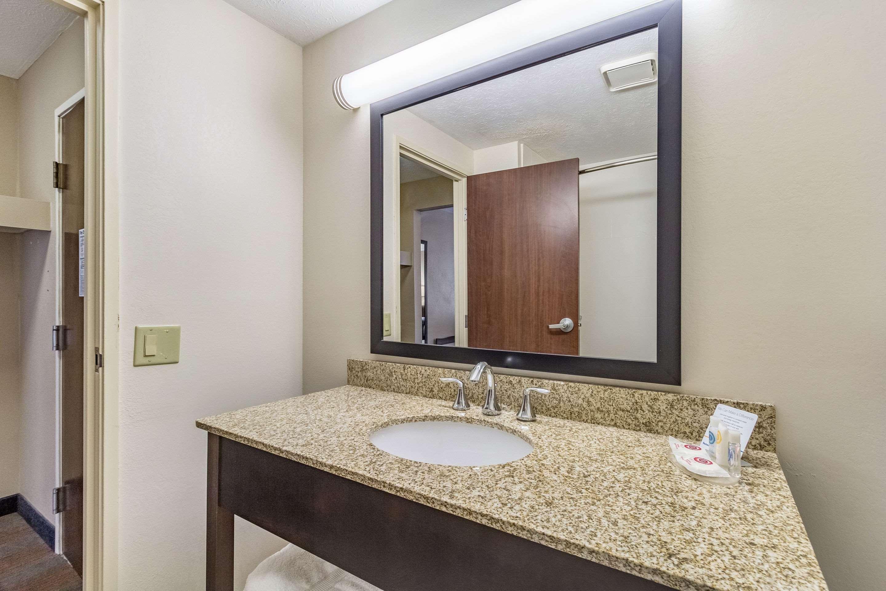 Comfort Inn Индепенденс Экстерьер фото