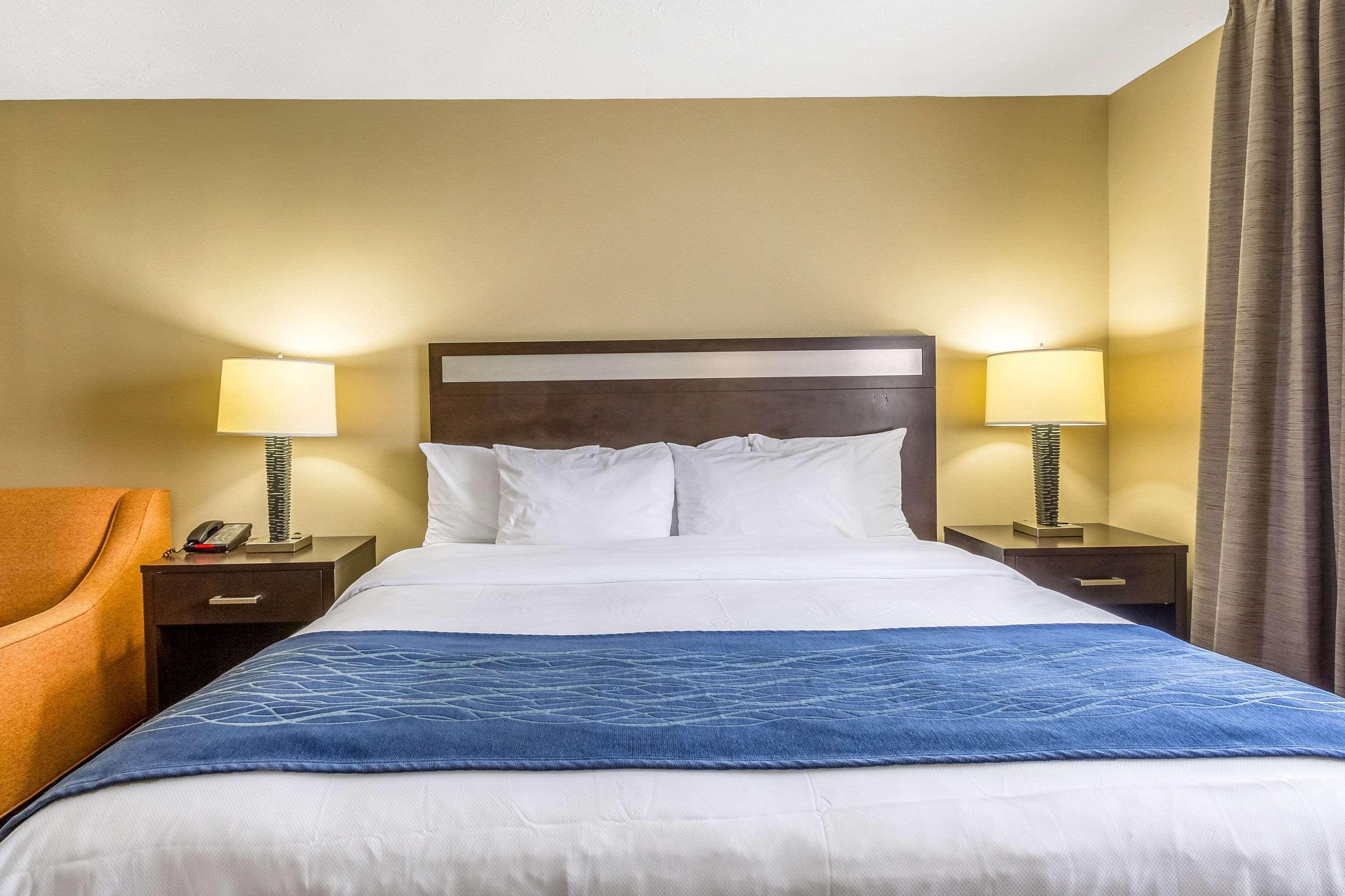 Comfort Inn Индепенденс Экстерьер фото