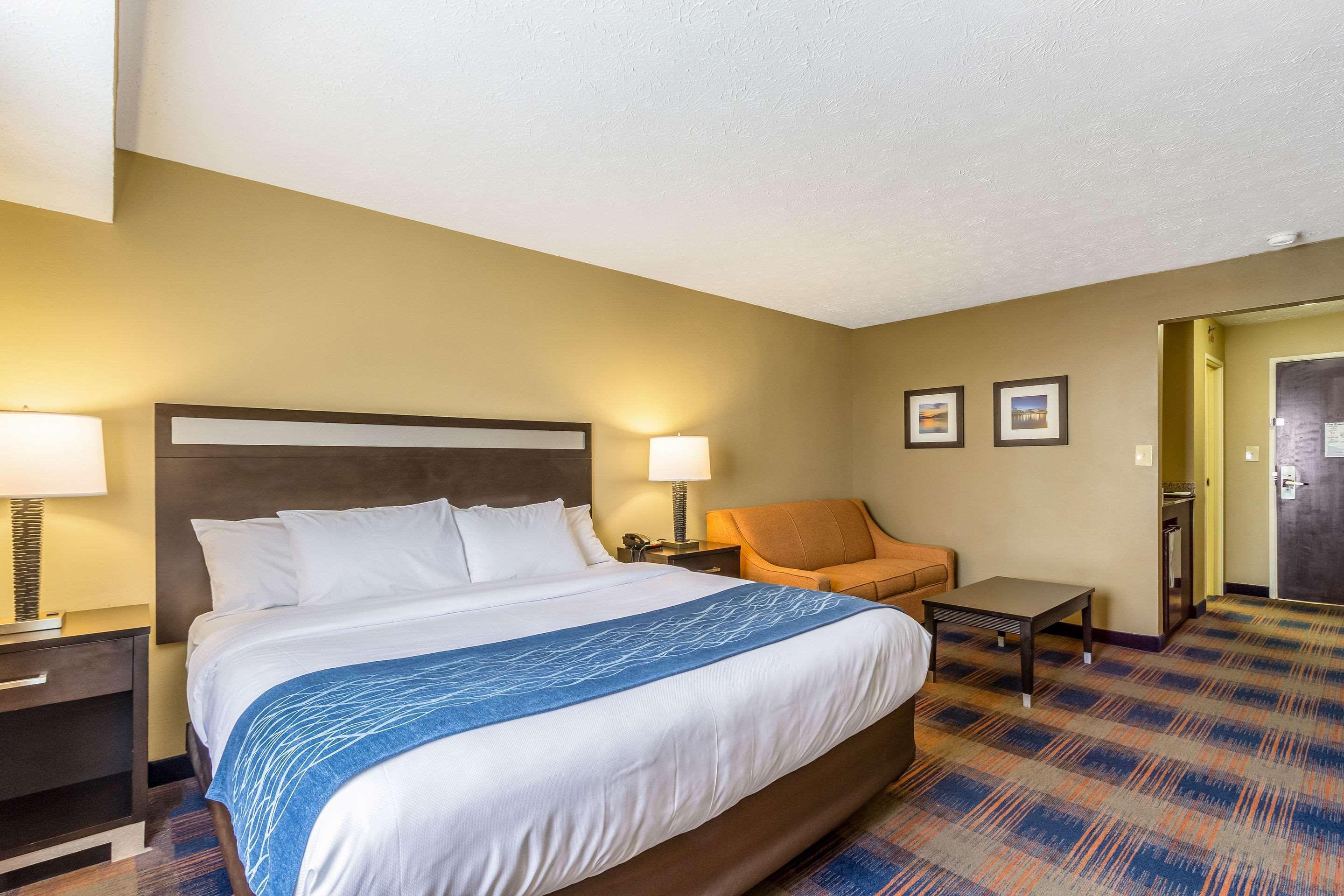 Comfort Inn Индепенденс Экстерьер фото