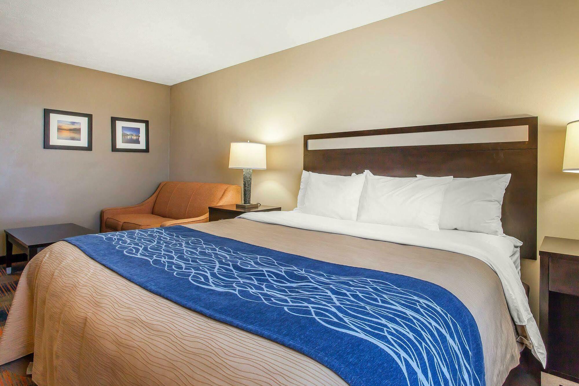 Comfort Inn Индепенденс Экстерьер фото